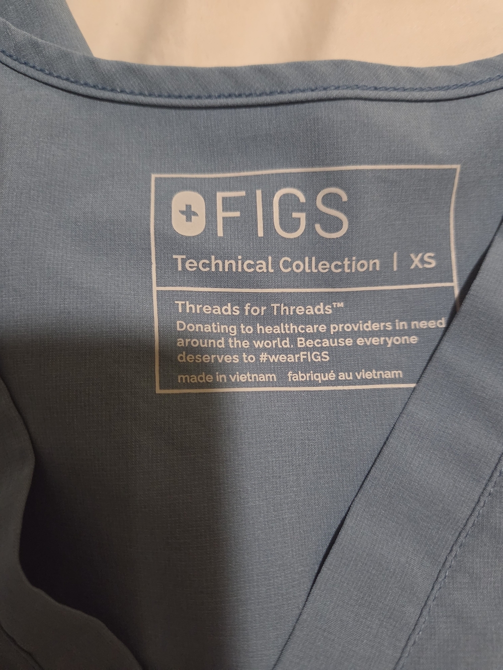 Figs Dusty Blue Scrub Set (XS/XSP) - Picture 2 of 4